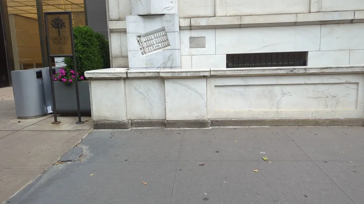 Holocaust Memorial — foto 2