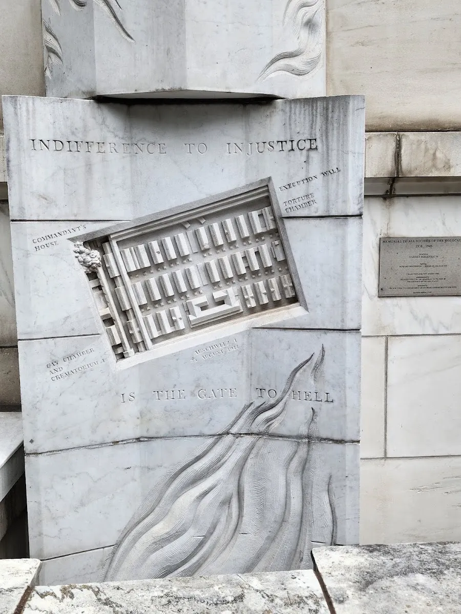 Holocaust Memorial — foto 10