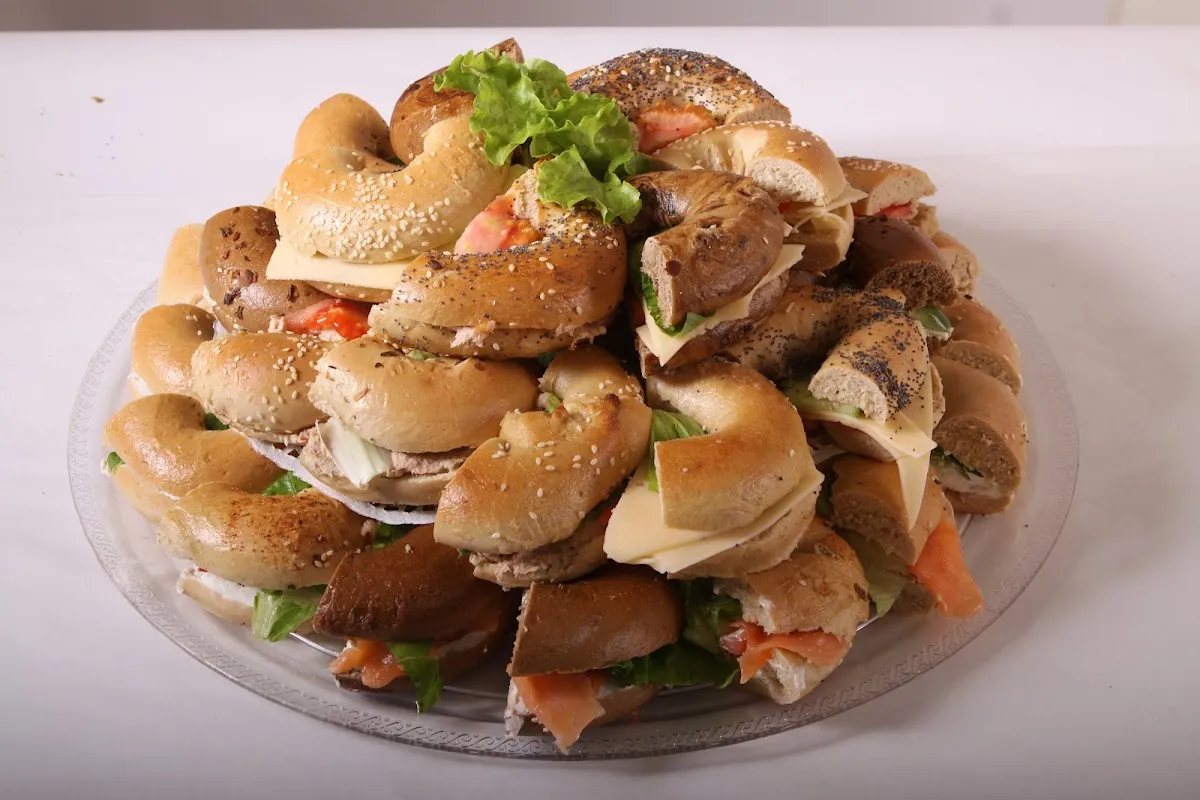 Holy Bagel Catering — foto 8
