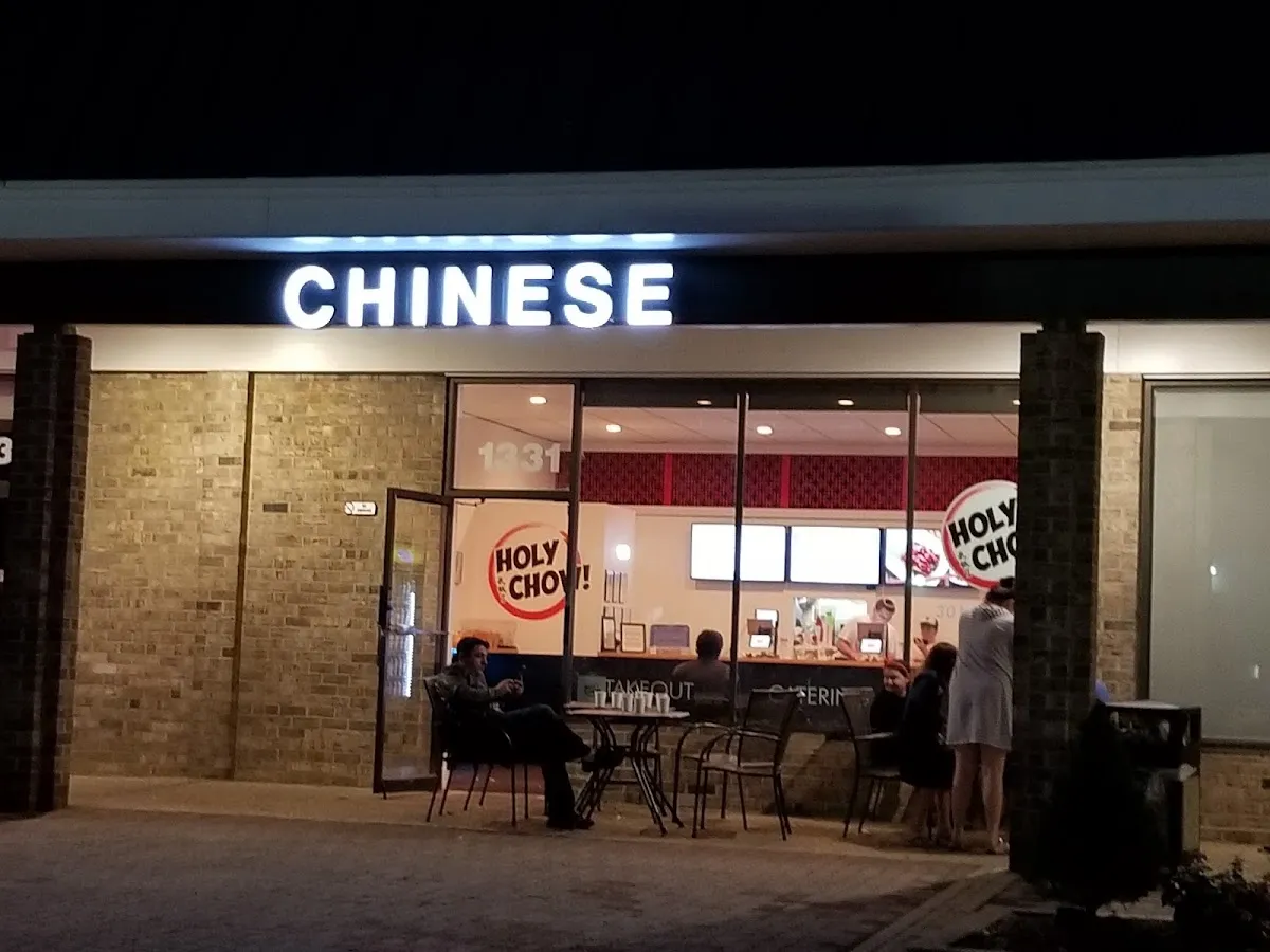 Holy Chow — foto 10