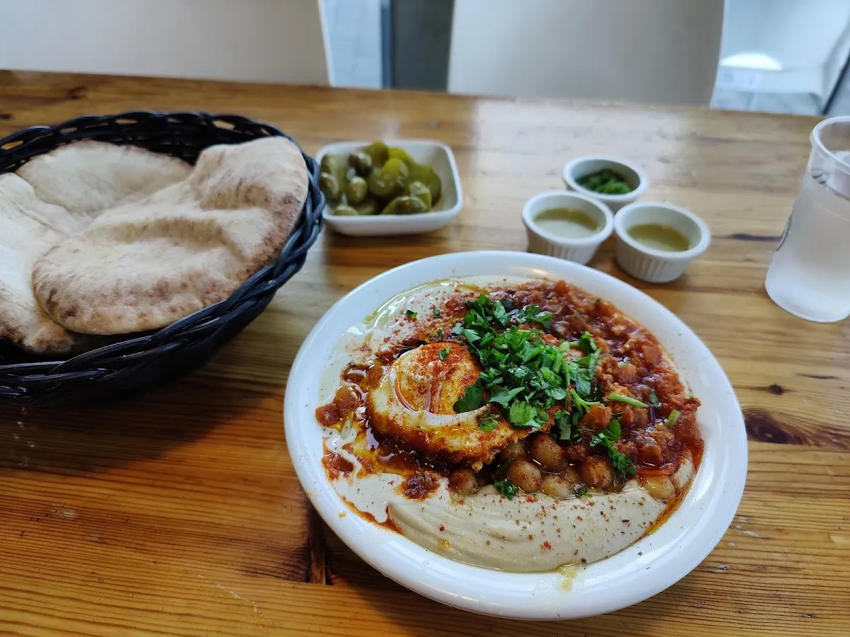 Hummus Eliyahu — photo 4