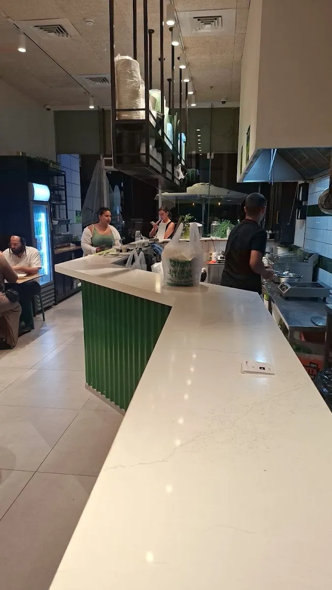Hummus Eliyahu (Marina Ashkelon) — photo 9