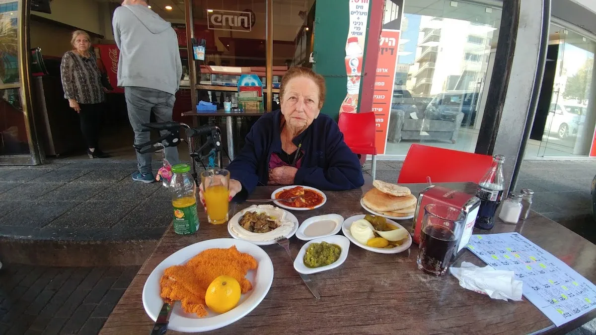 Hummus Talpiot — foto 10