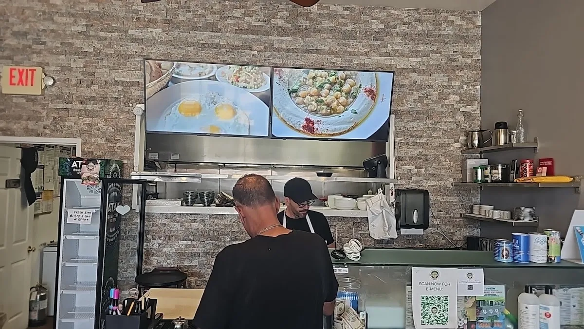 Hummus Yummy — photo 7