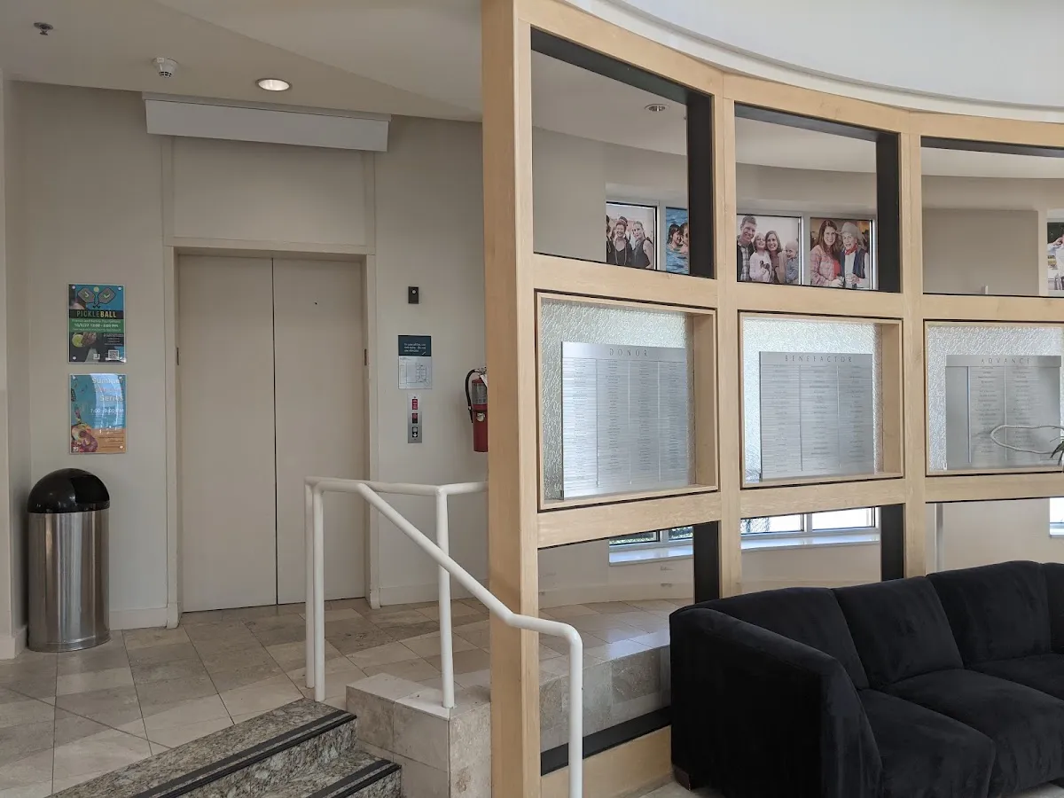 I.J. & Jeanné Wagner Jewish Community Center — foto 6