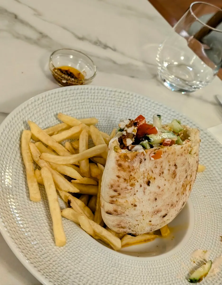 Iberia Sababa Kosher Restaurant — photo 8