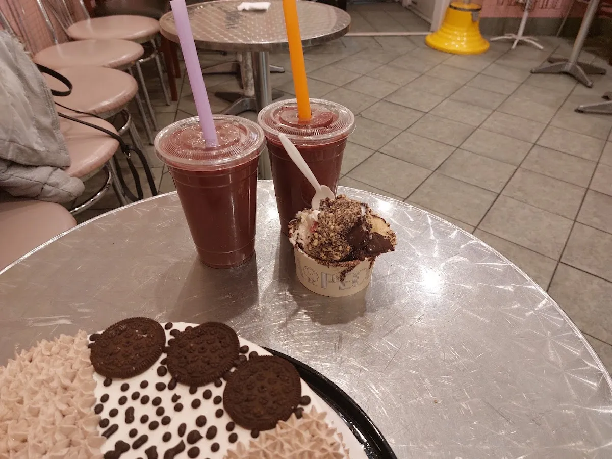 Ice Cream Center — photo 6