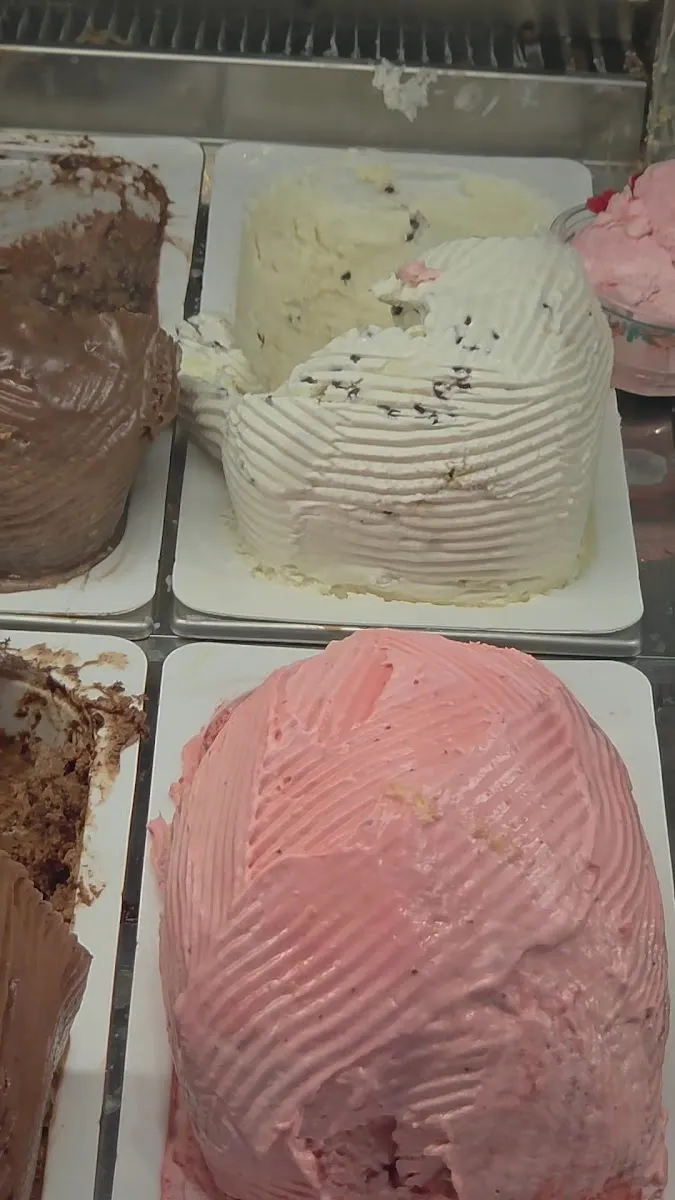 Ice Cream House Borough Park — photo 5