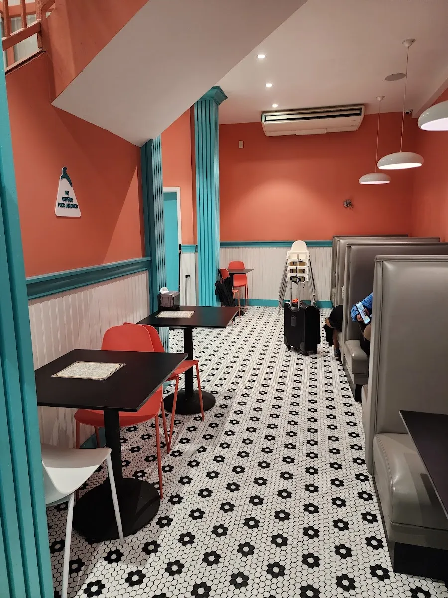 Ice Cream House — photo 6
