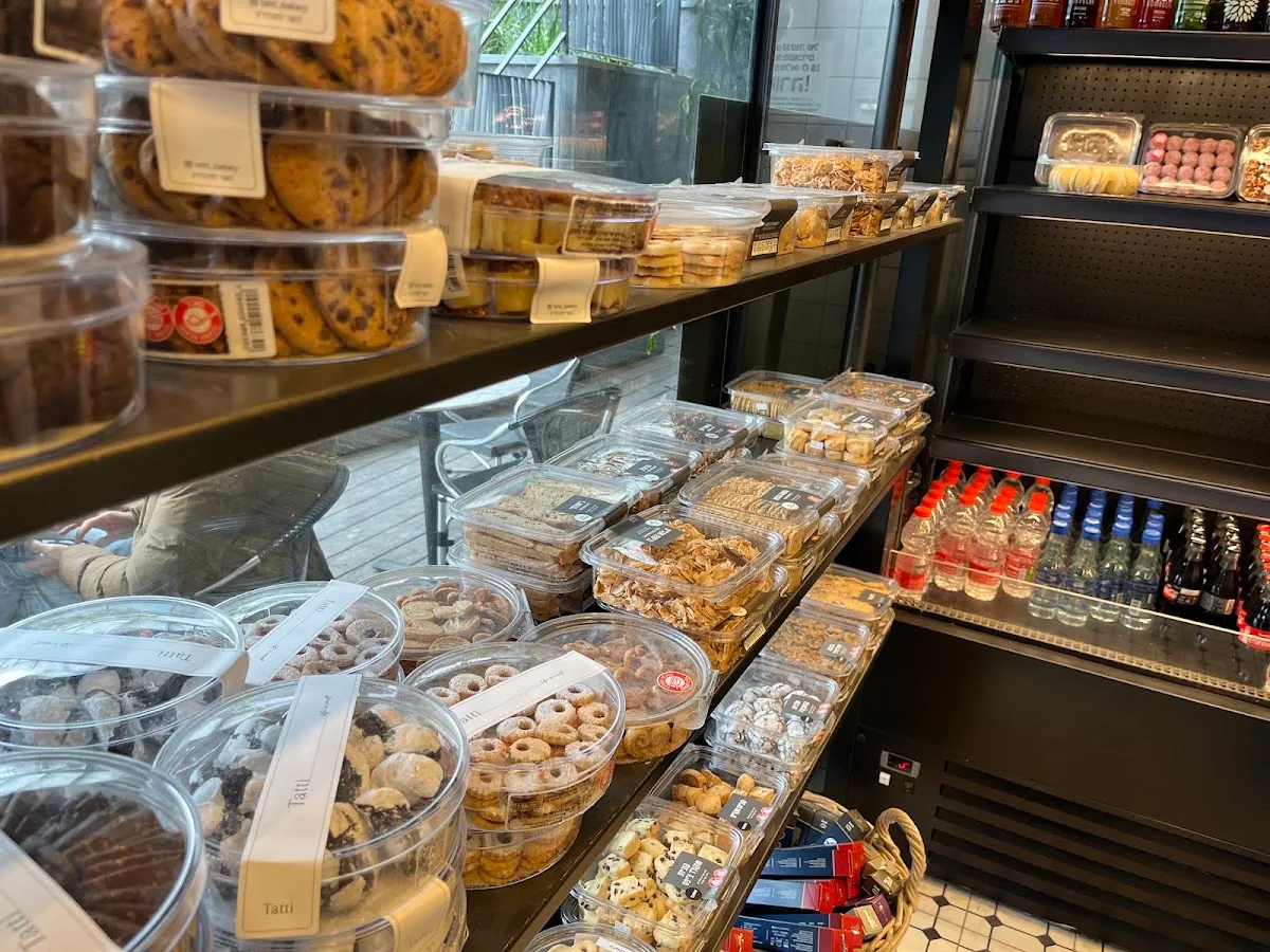 Ilan's Cafe — photo 6