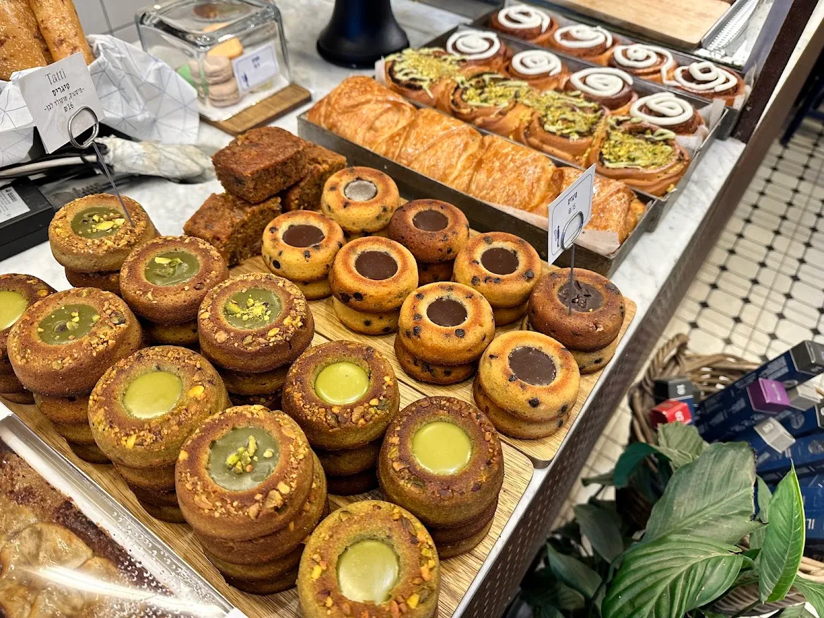 Ilan's Cafe — photo 7
