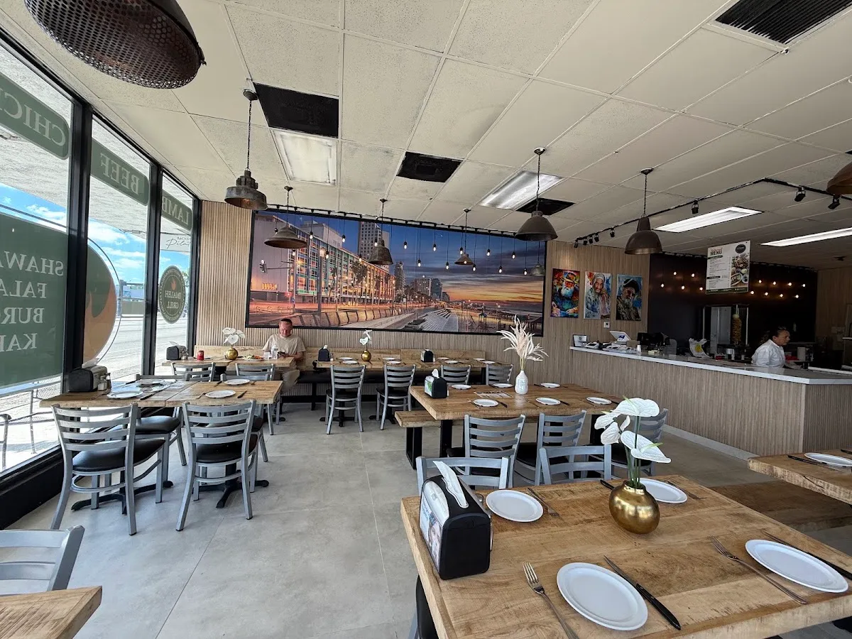 Imaleh Grill Mediterranean — foto 8