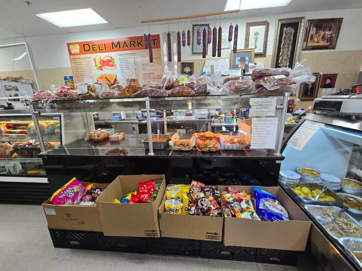 Imperial Market and Deli — foto 3