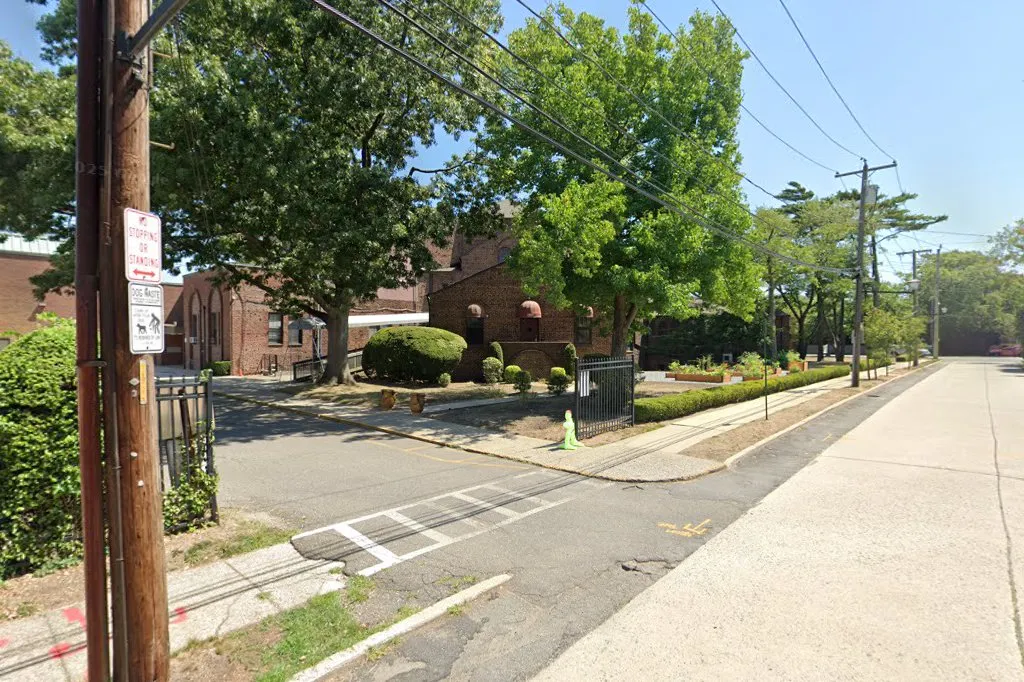 Israel Chesed Center
