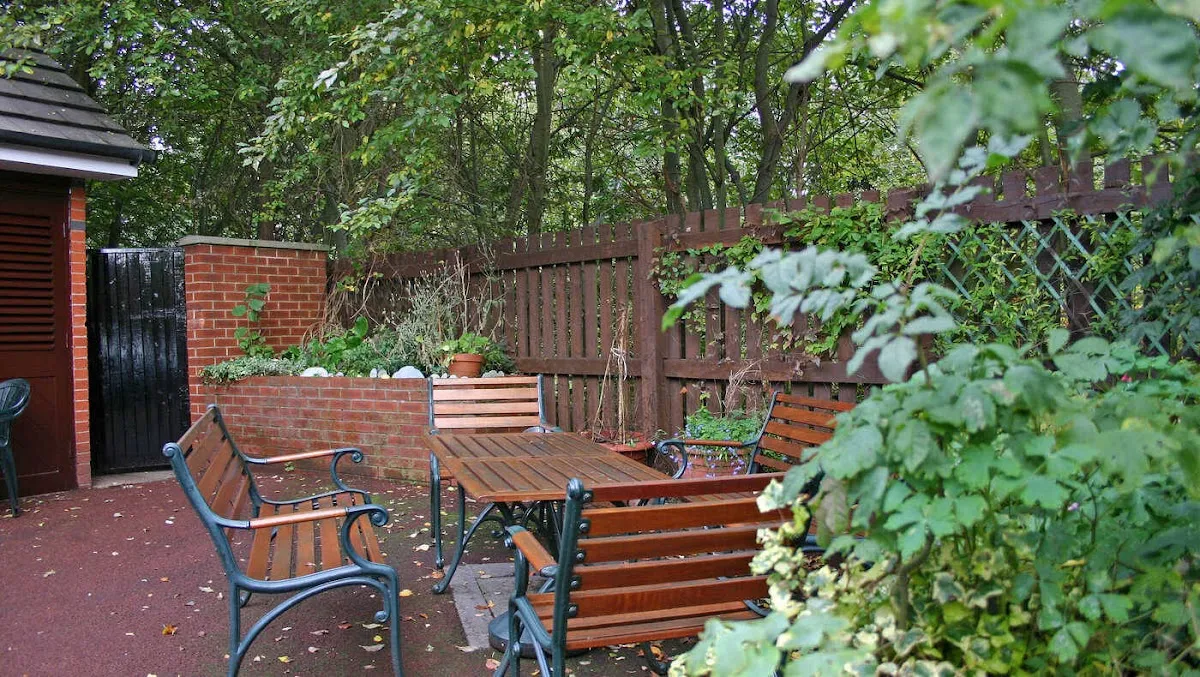 Israel Sieff Court care home, Crumpsall — foto 4