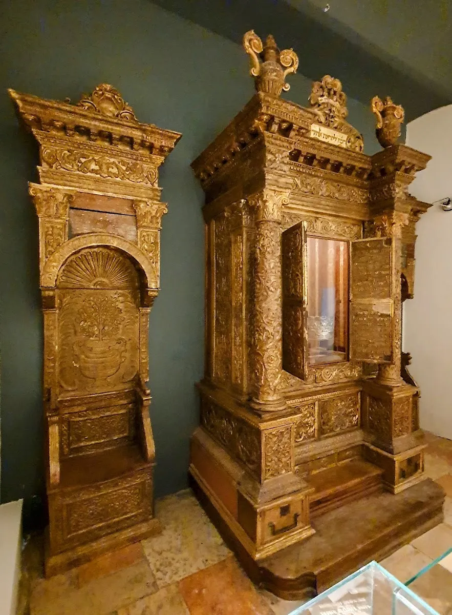 Italian Synagogue