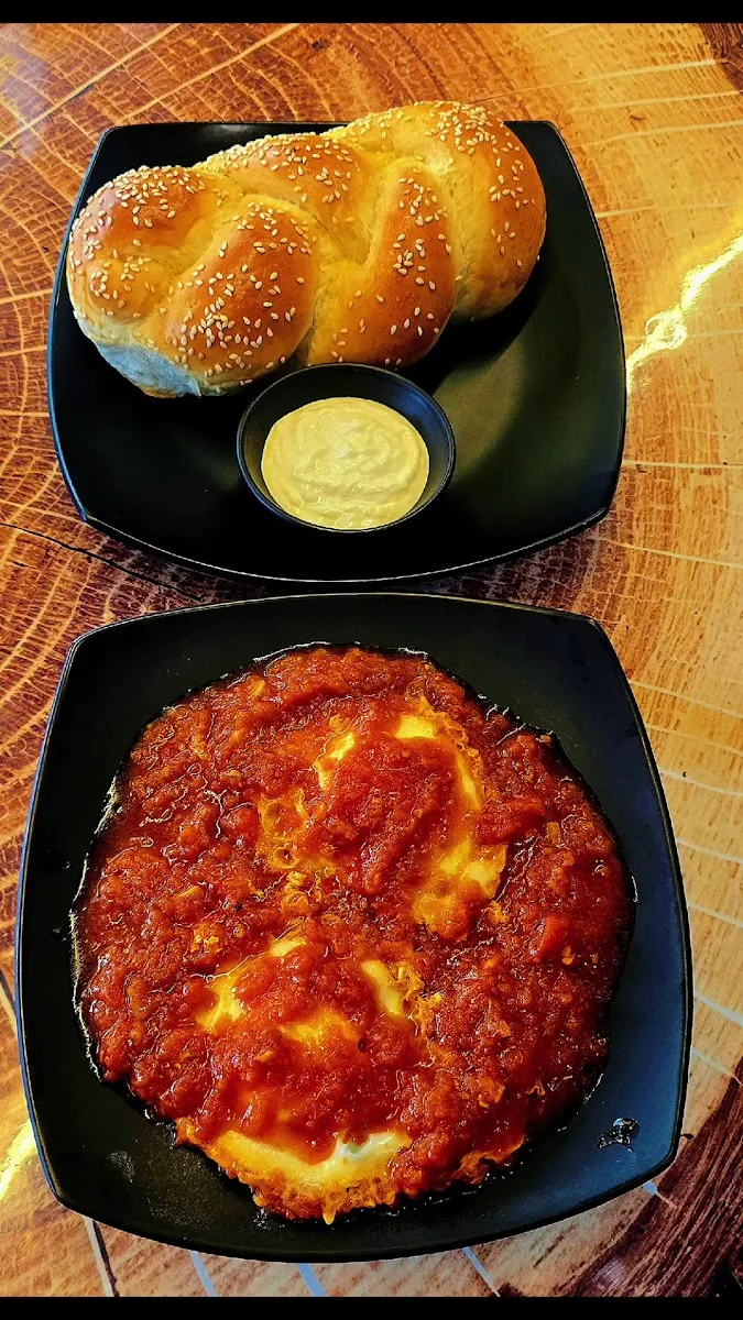 Itzik Bakery — photo 6