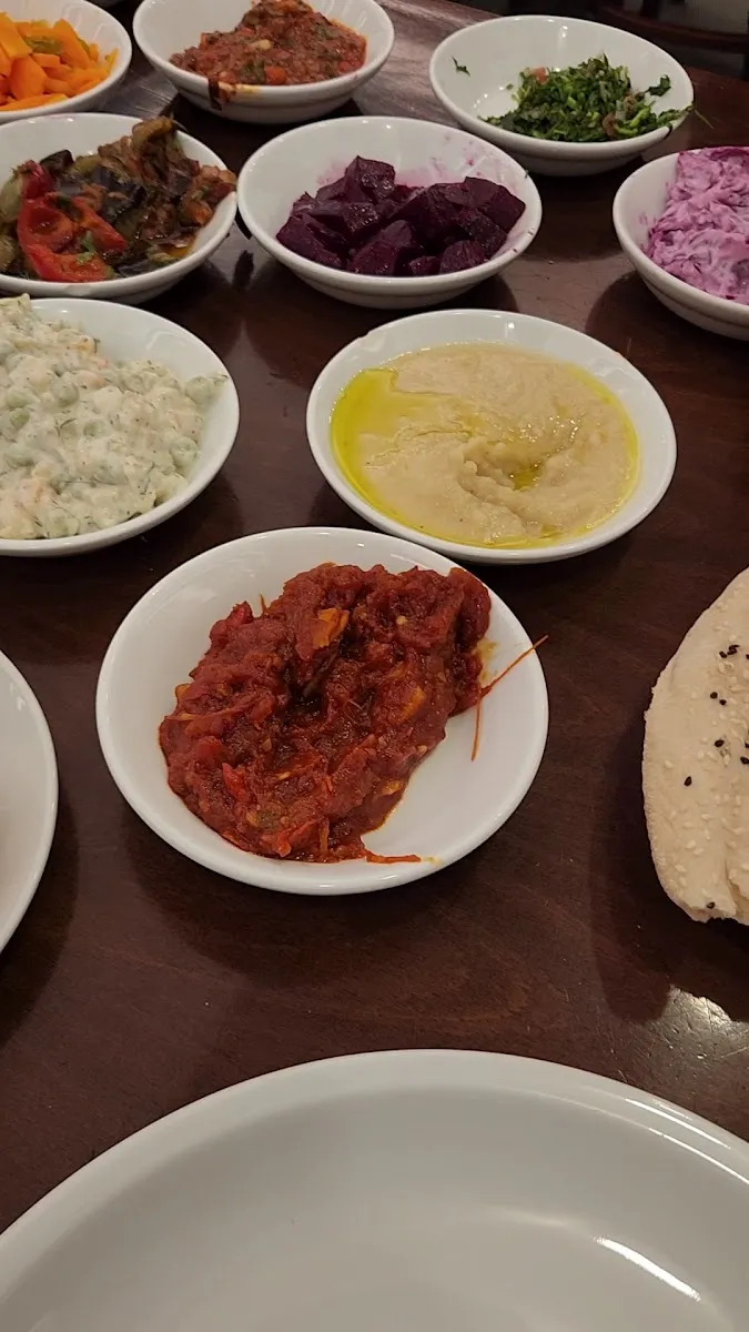 Itzik HaGadol — photo 2