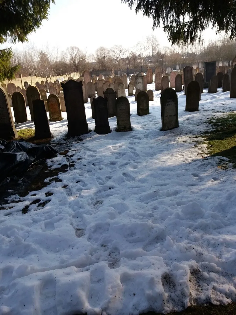 Izraelita temető de Balassagyarmat — photo 4