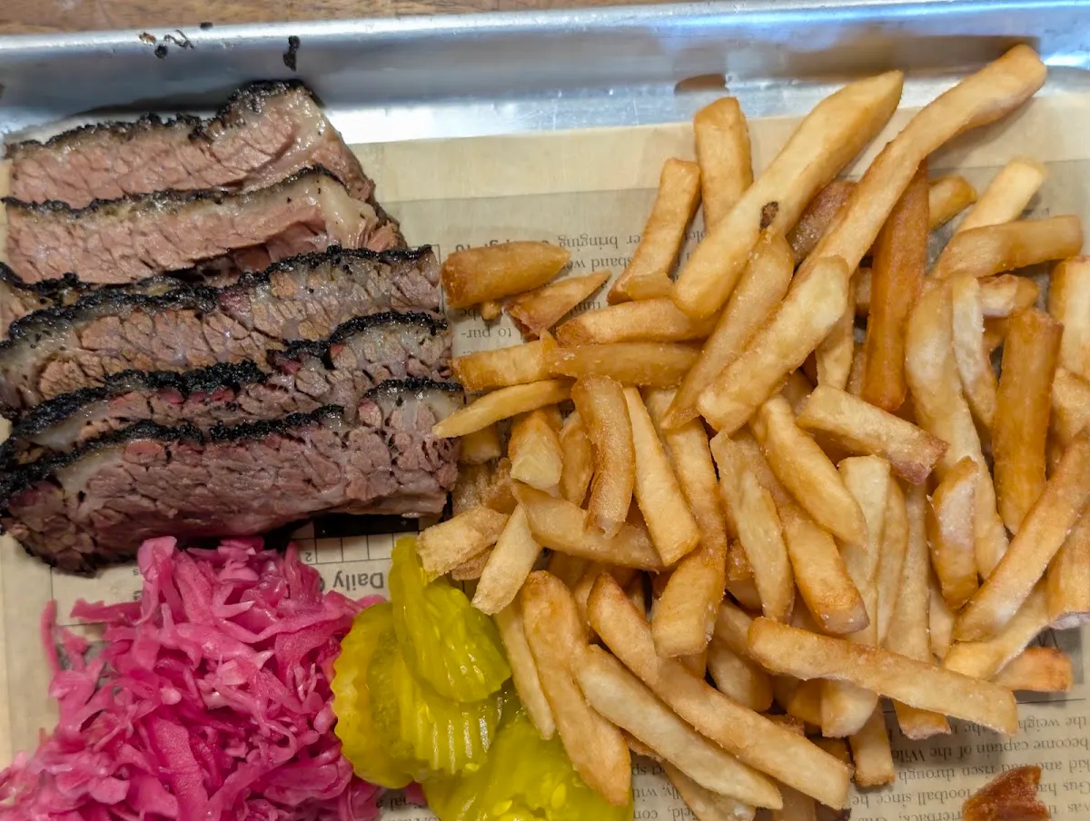 Izzy's Brooklyn Smokehouse — photo 10