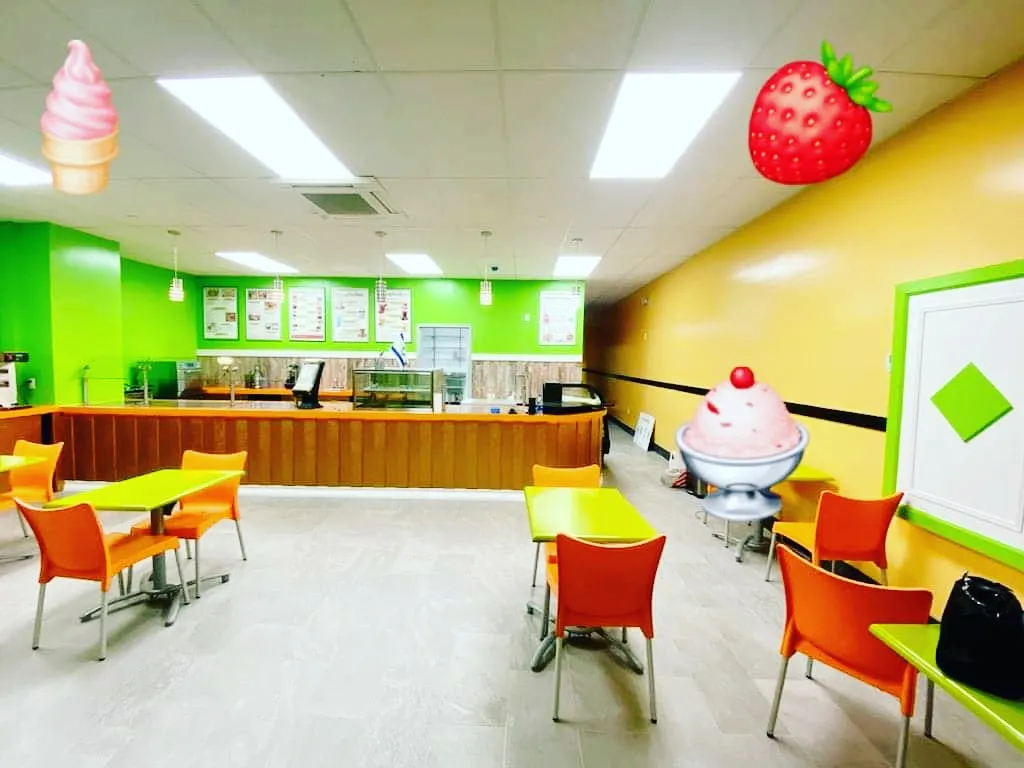 J-Joe kosher pizza & berrylicious