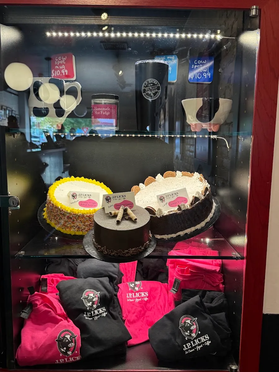 J.P. Licks (Newton Centre) — foto 6