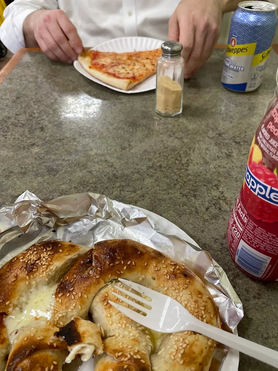 J2 Pizza — photo 5