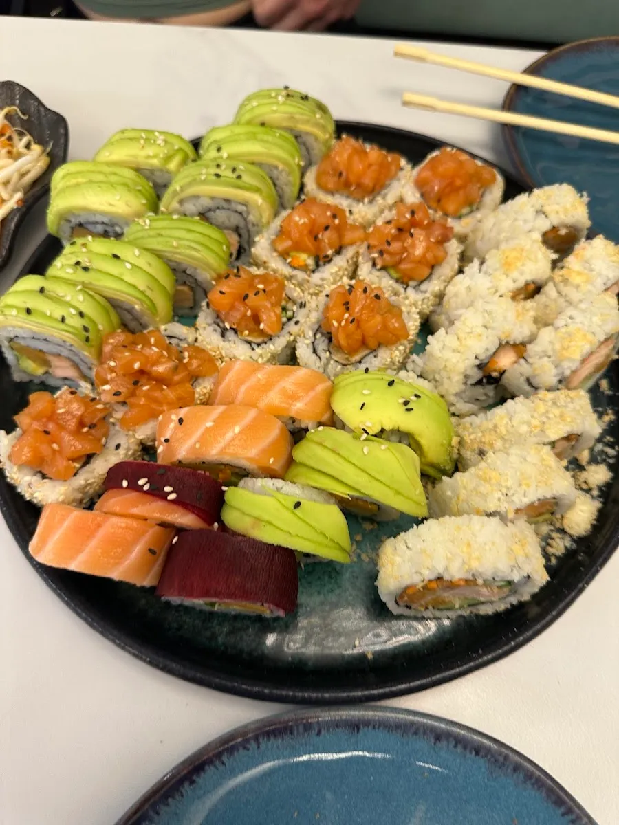 Japaniko Kosher Sushi — photo 4