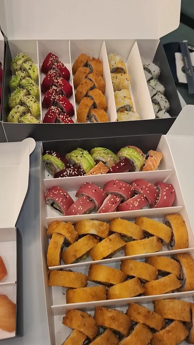 Japaniko Kosher Sushi — photo 7