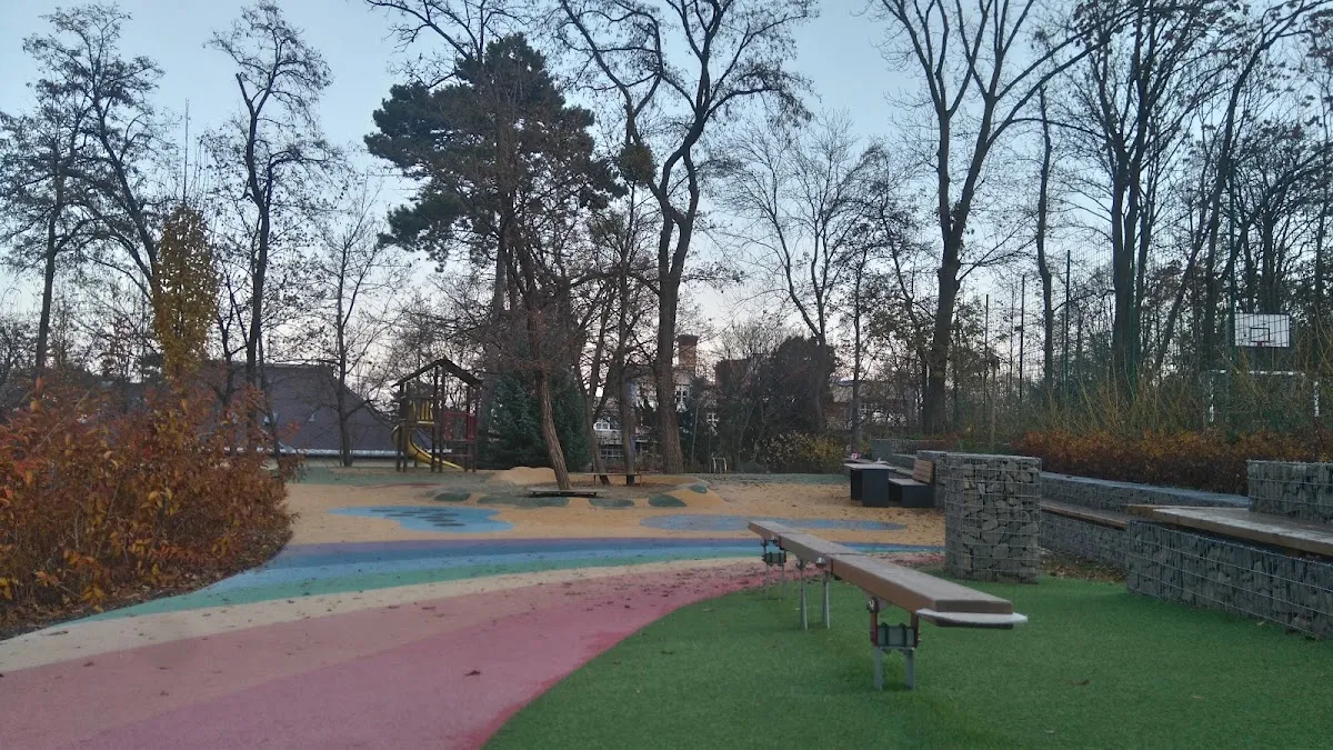 Lauder Javne Zsidó Közösségi Iskola — foto 4