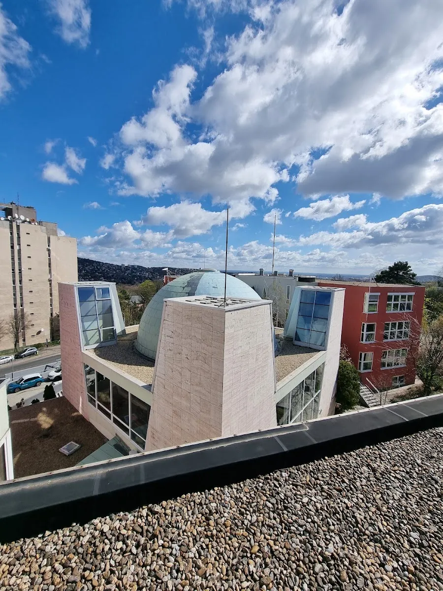 Lauder Javne Zsidó Közösségi Iskola — foto 10