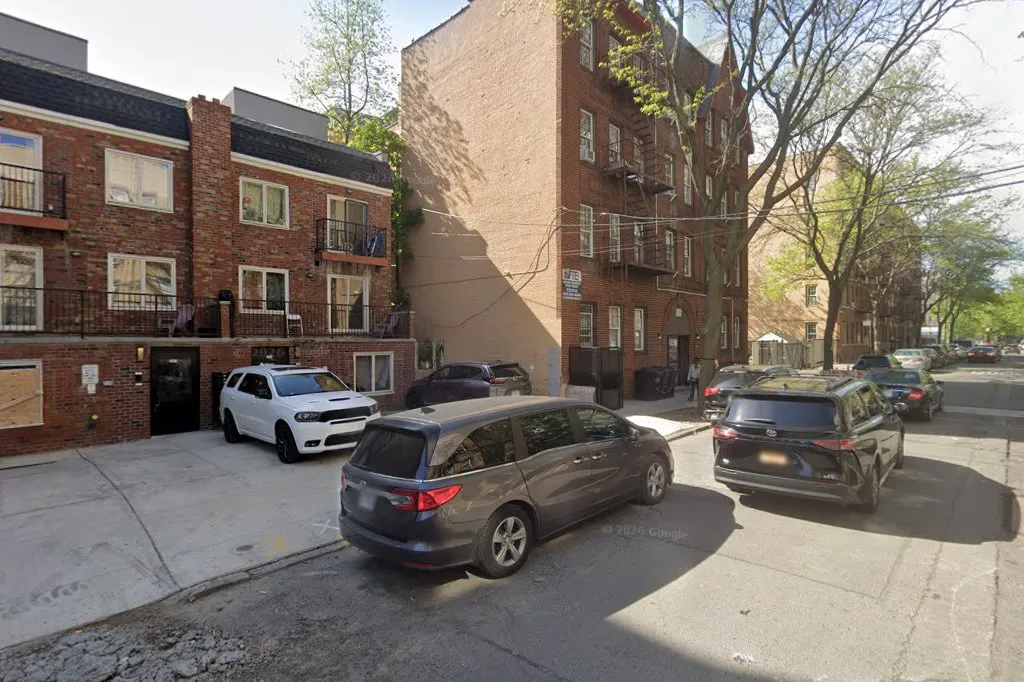 Jewish Board — Olinville Avenue — foto 2