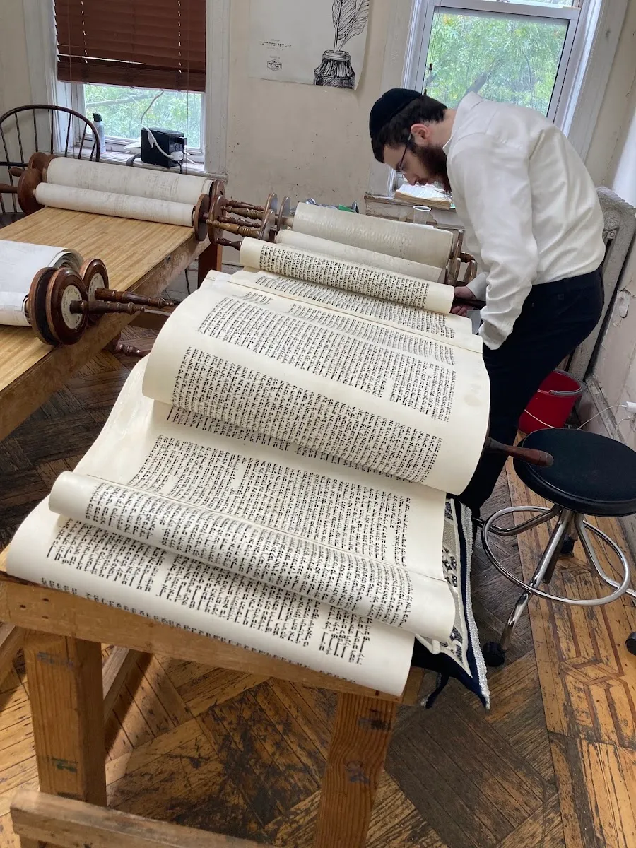 Jewish Brooklyn Hasidic Walking Tours — foto 4
