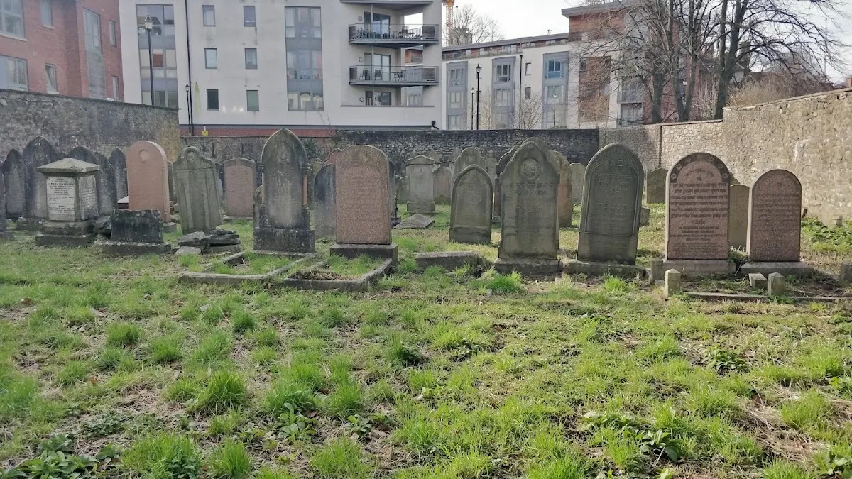 Jewish Burial Ground — foto 5