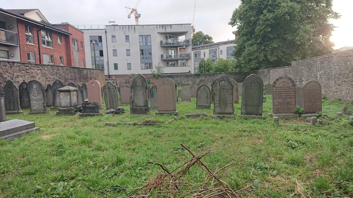 Jewish Burial Ground — foto 6