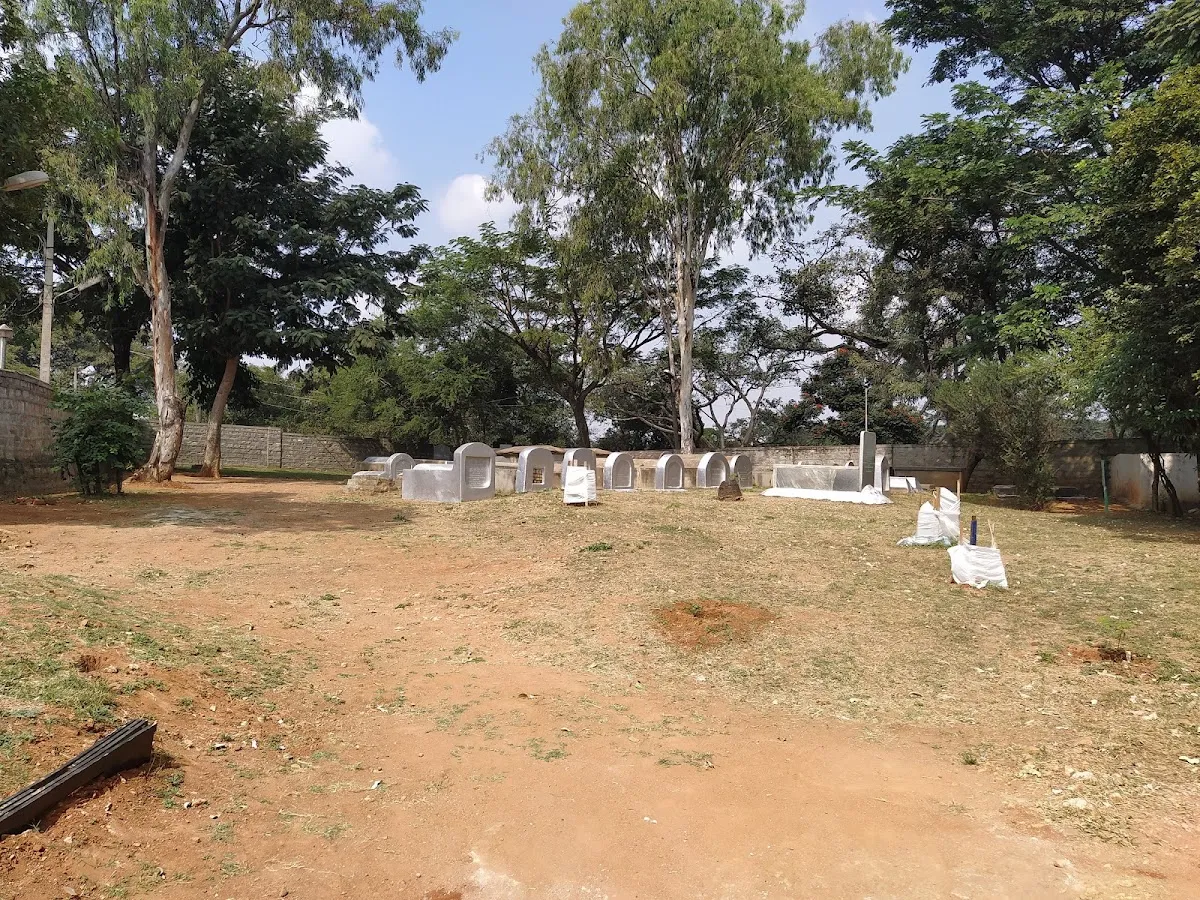 Jewish Burial Ground — foto 8