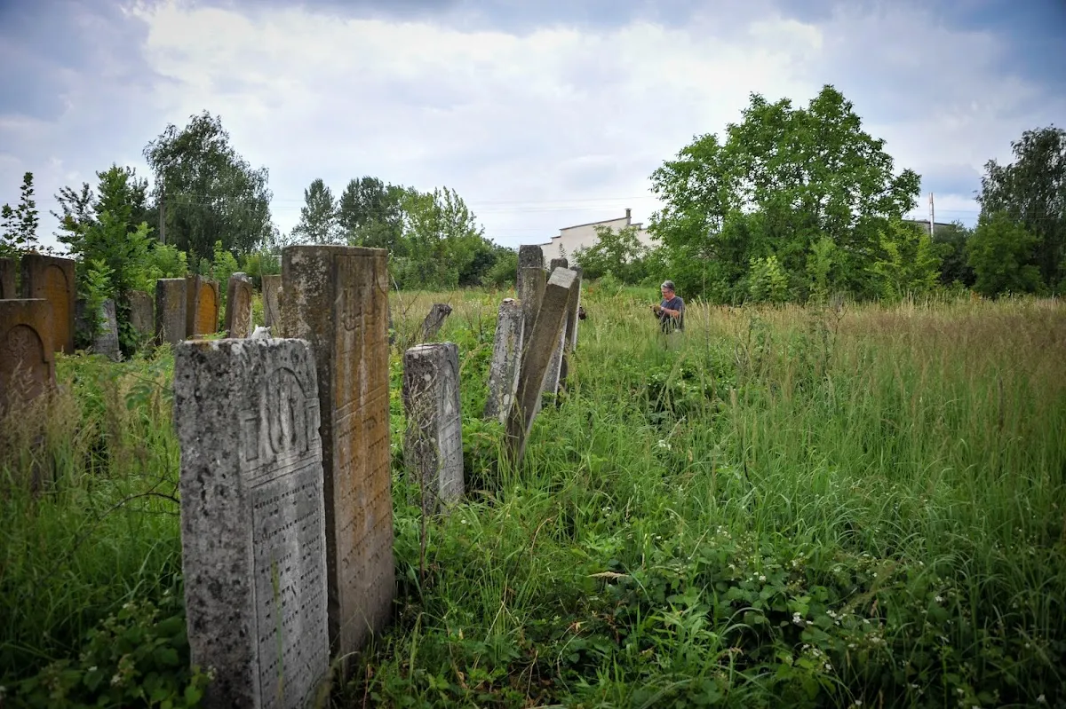 Jewish Cemetery — photo 5