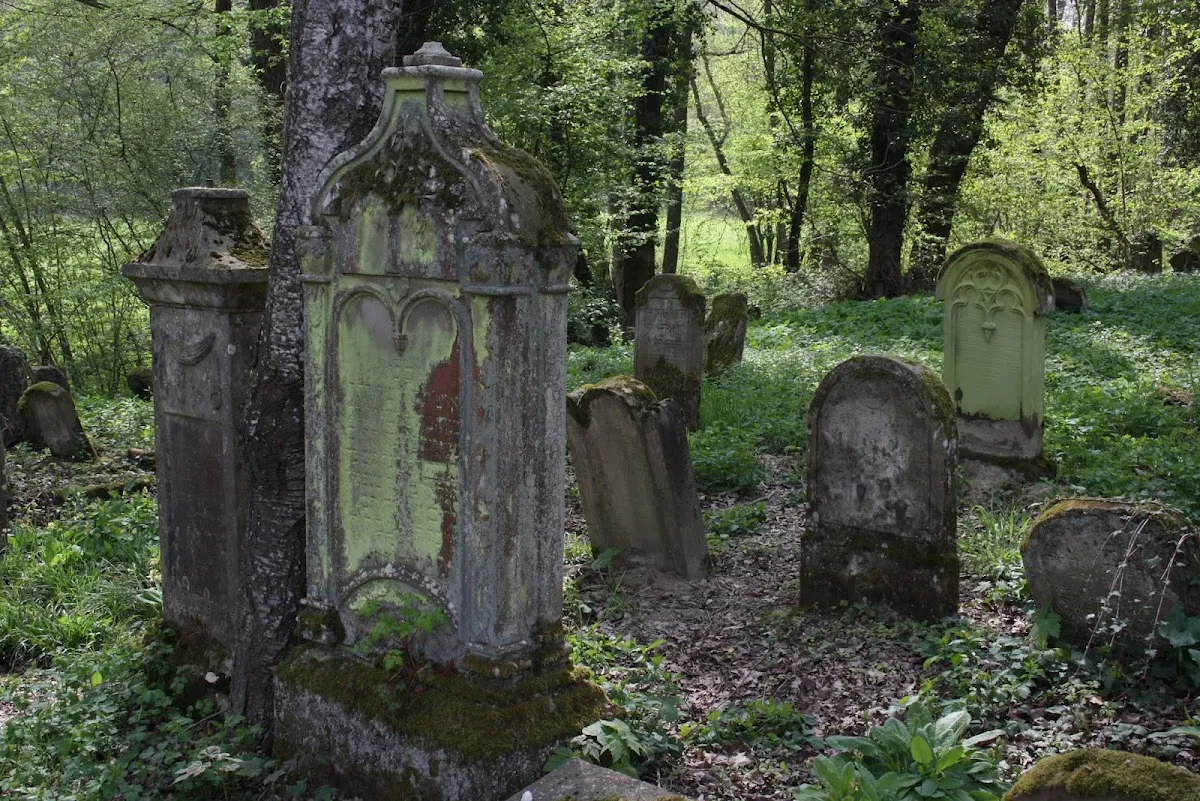Jewish Cemetery — photo 4