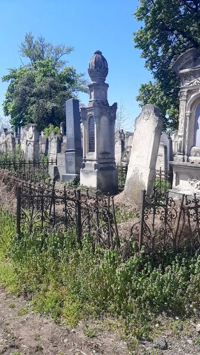 Jewish Cemetery — photo 3