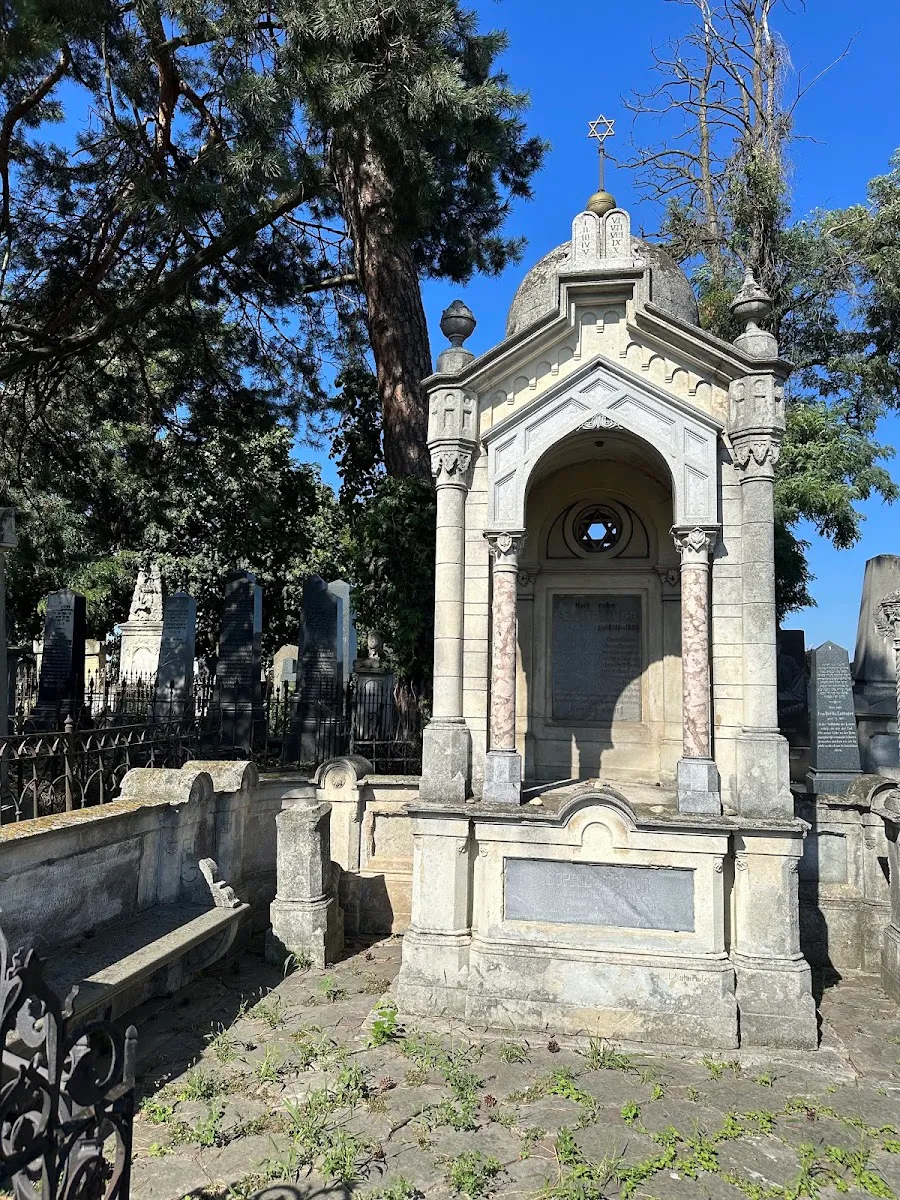Jewish Cemetery — photo 6