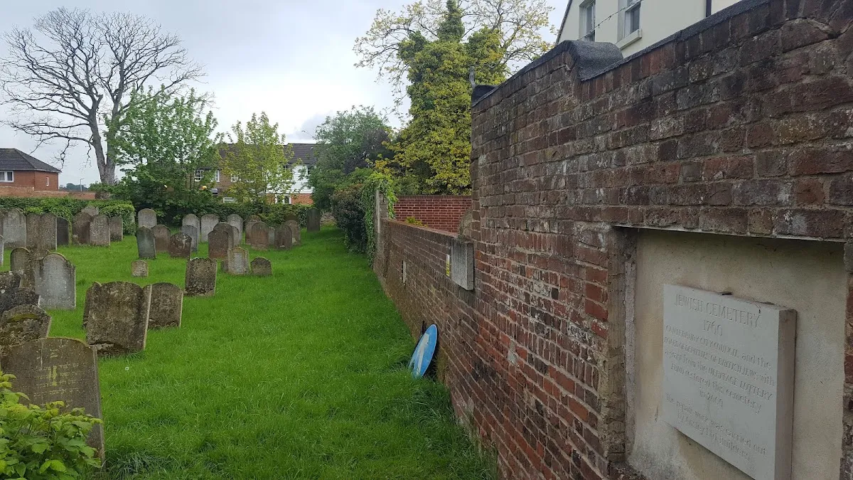 Jewish Cemetery, Canterbury — photo 3