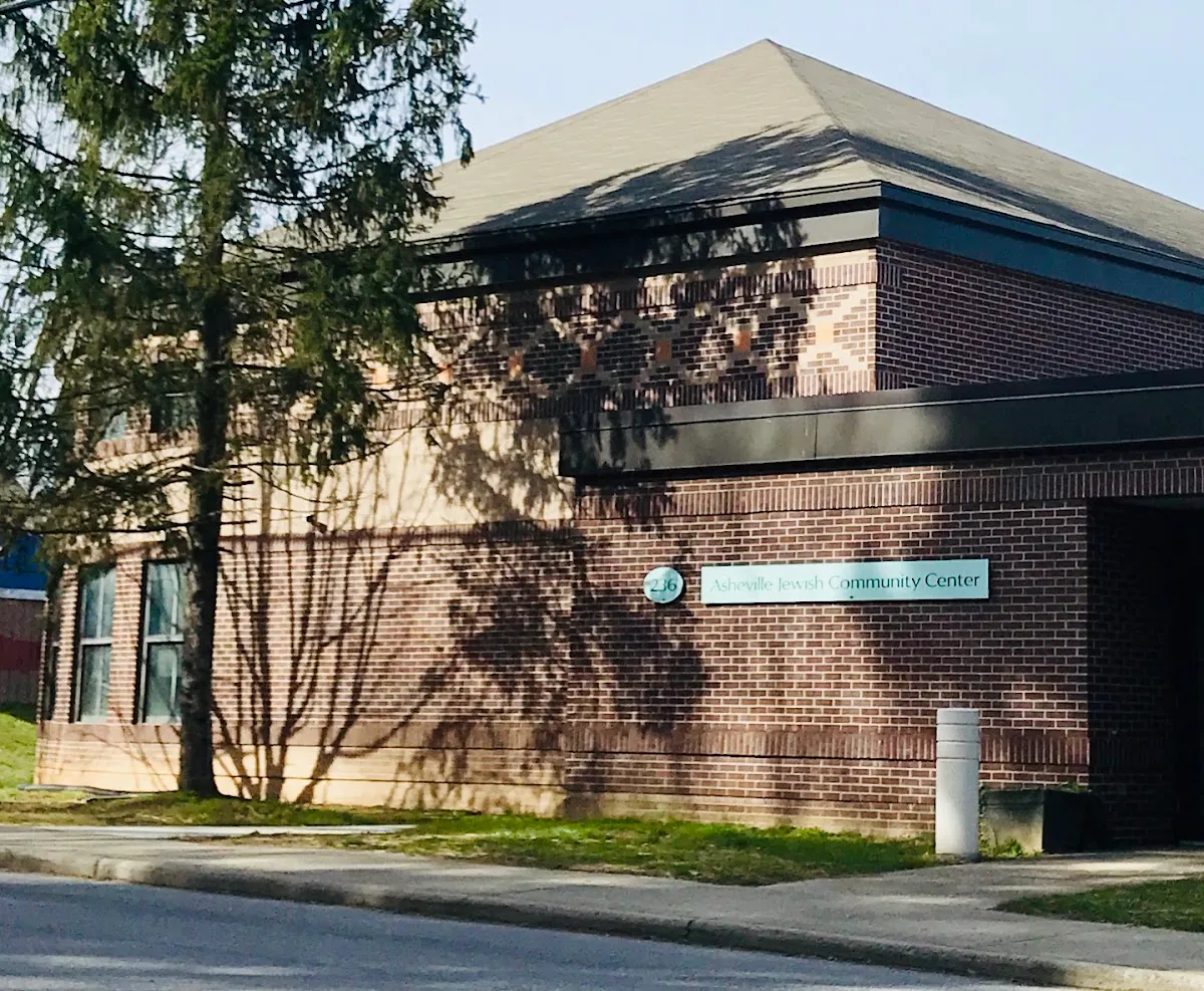 Jewish Community Center — foto 8
