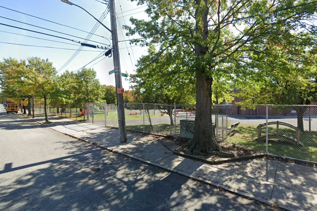 Jewish Foundation School — foto 3