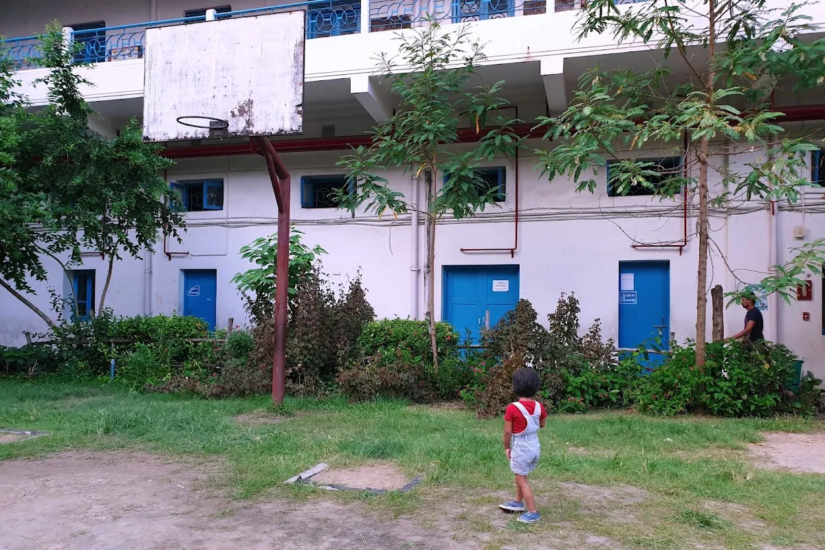 Jewish Girls' School — foto 9