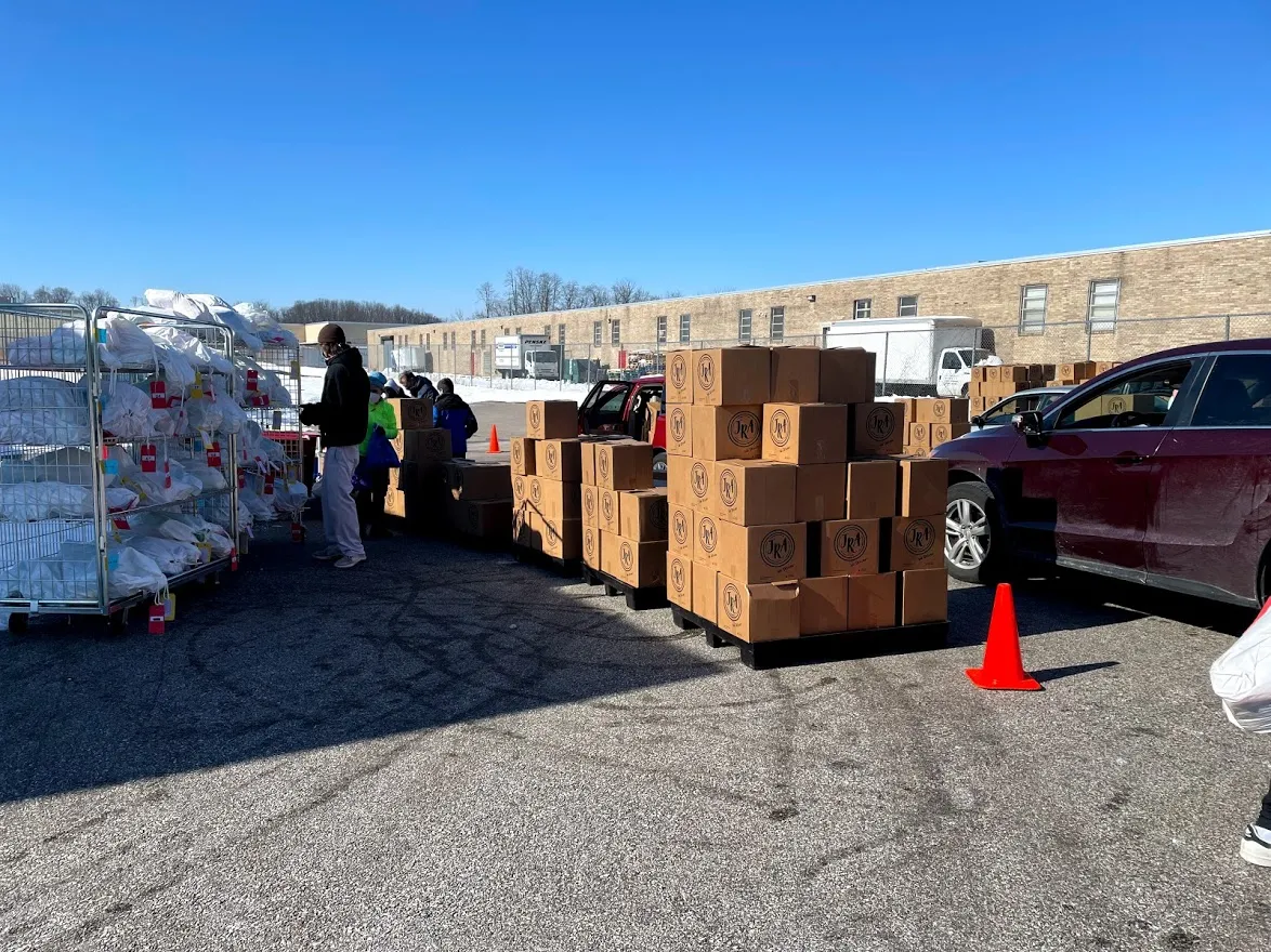 Jewish Relief Agency Warehouse — photo 6