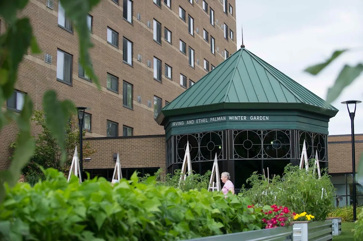 Jewish Senior Life (Oak Park campus) — foto 3