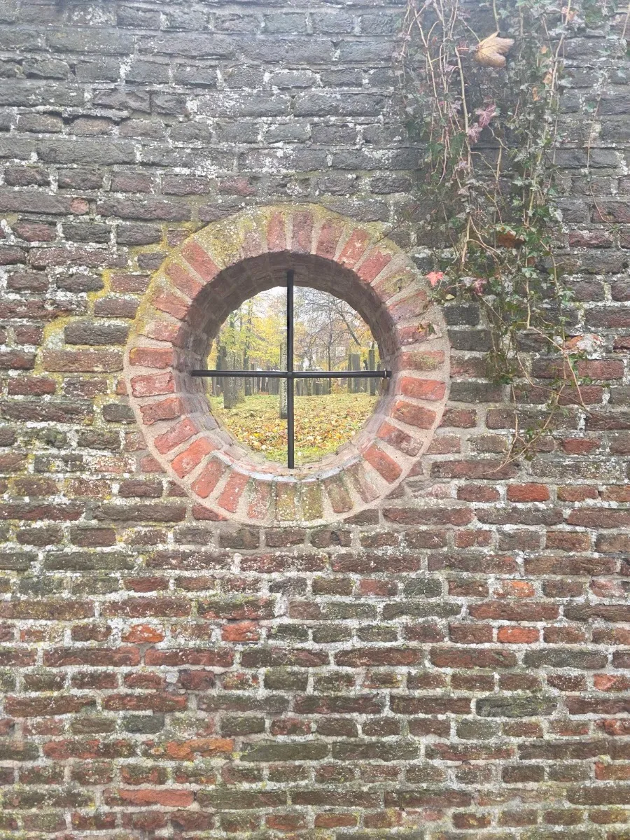 Joodse begraafplaats Bloemendalsestraat — foto 2