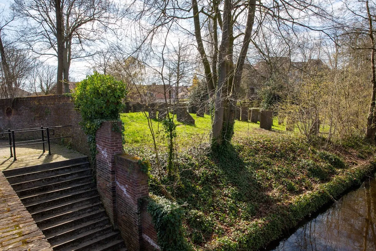 Joodse begraafplaats Bloemendalsestraat — foto 4