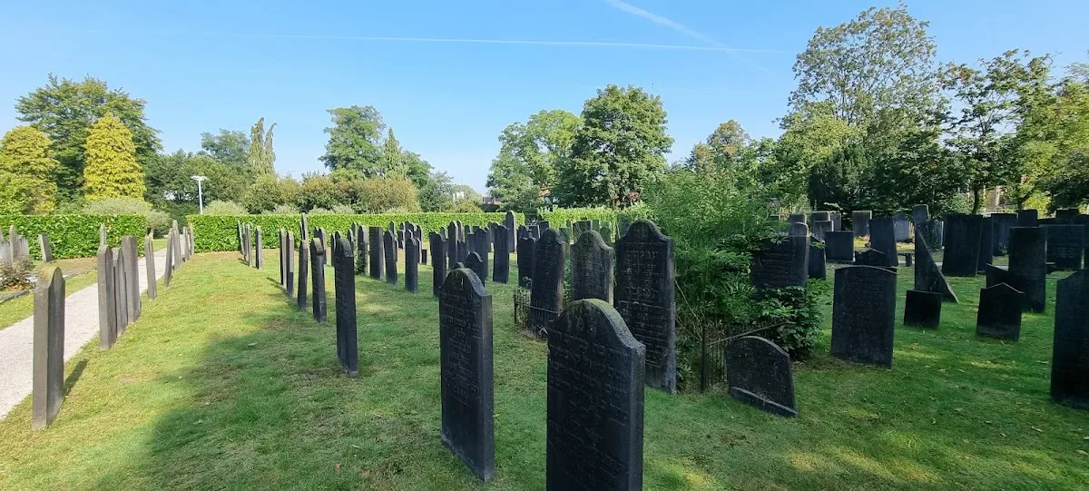 Joodse begraafplaats Hilversum — photo 7