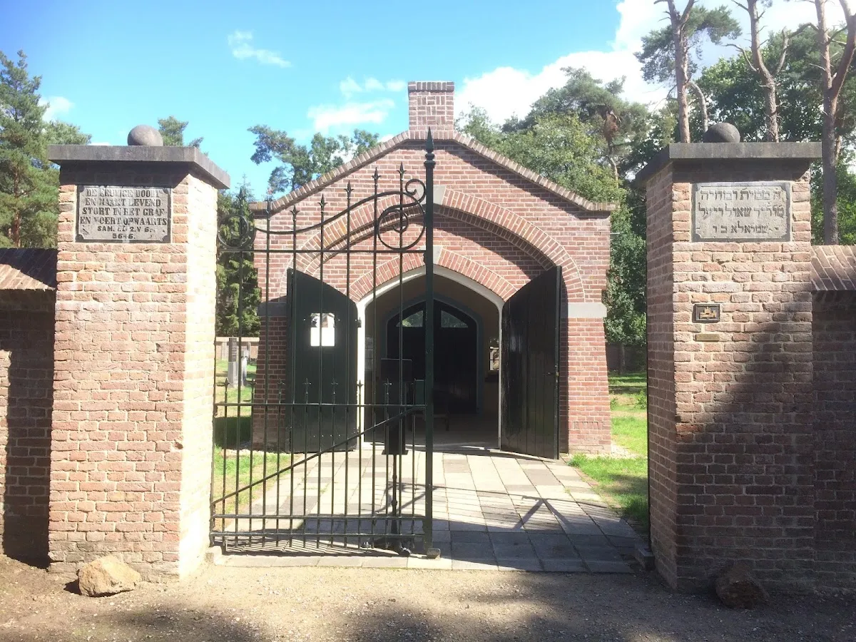 Joodse Begraafplaats (Oisterwijk) — foto 9